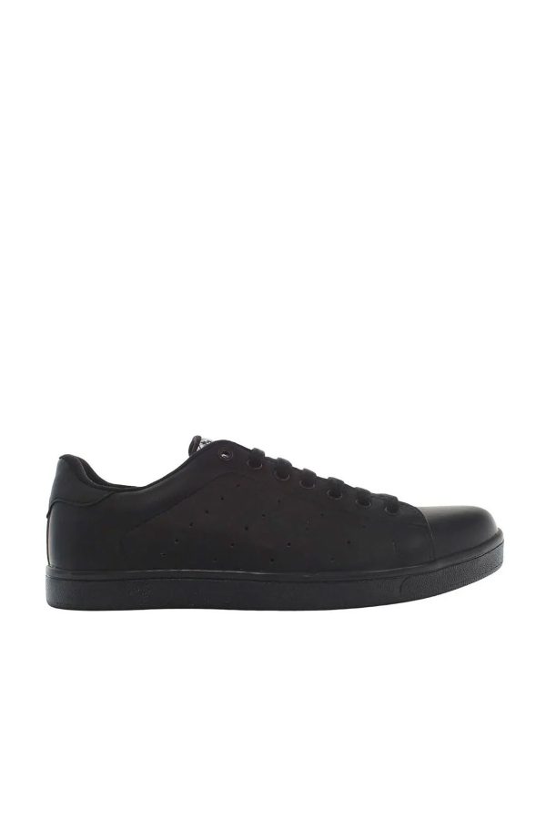 Sneaker black man comfort shoes